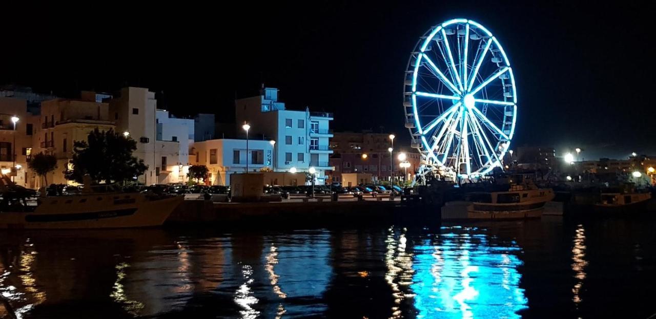 Casetta Sul Porto Antico Monopoli Exterior foto